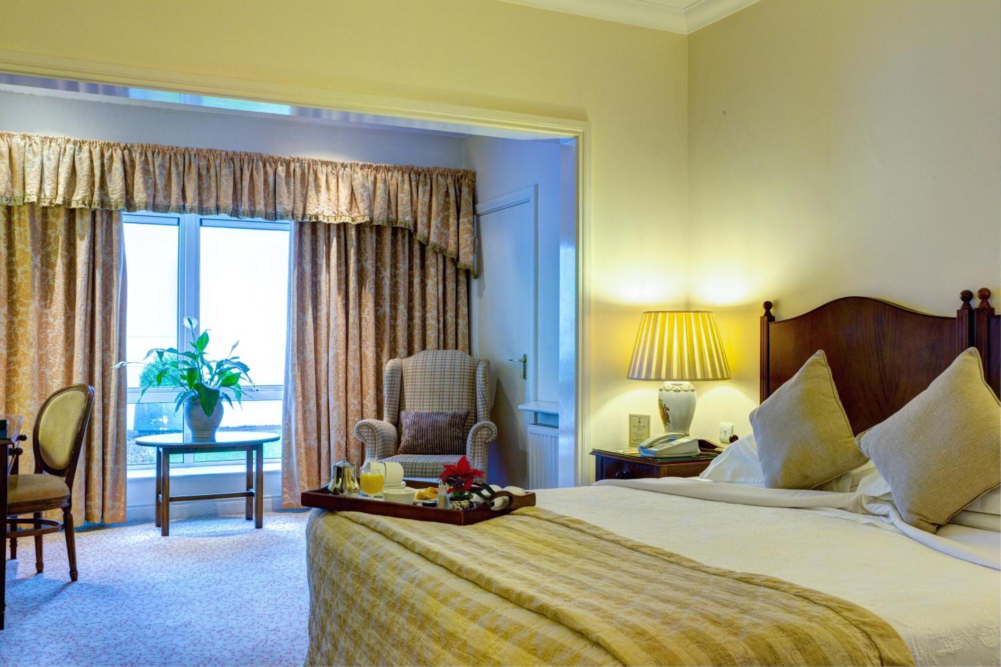 The Keadeen Hotel Newbridge  Esterno foto